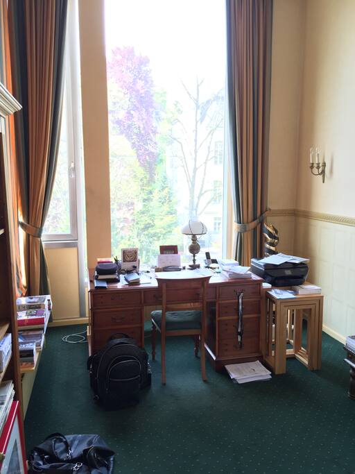 Arbeitszimmer