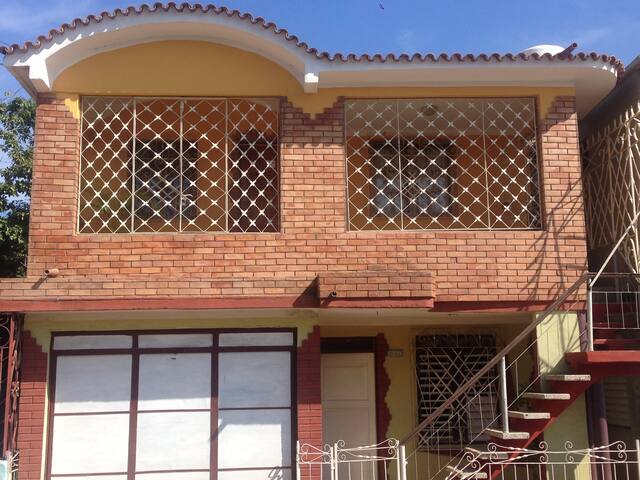 Casa Misladis. Apartamento.