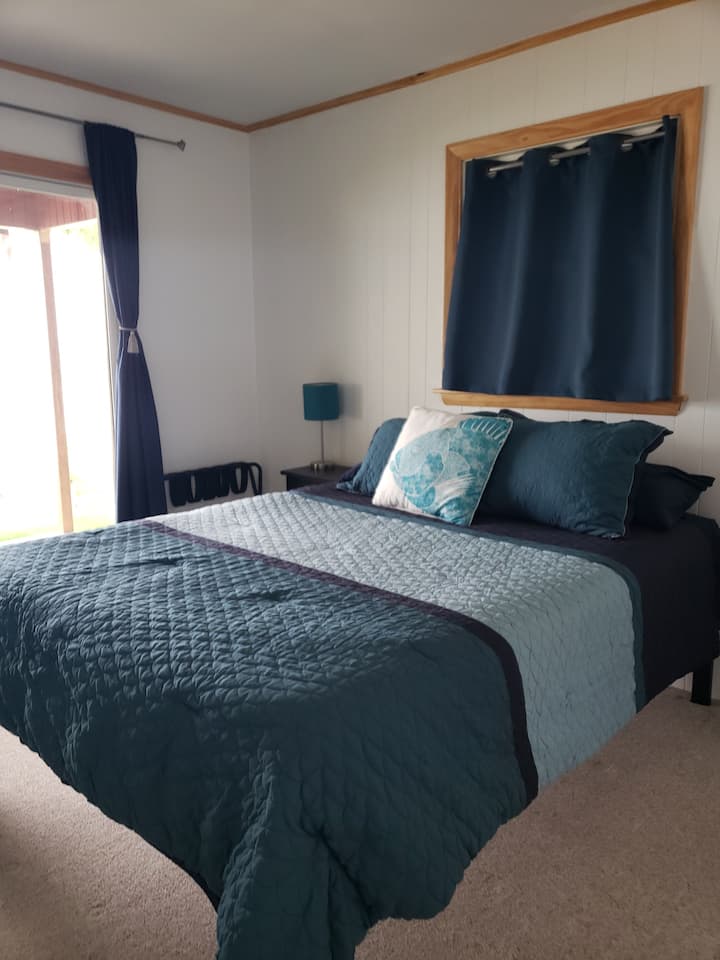 Საწოლი 152 × 203 სმ 