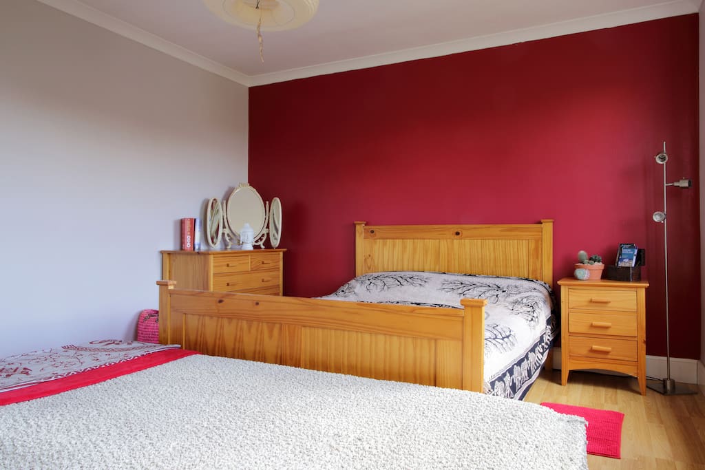 Bright, airy and spacious room.