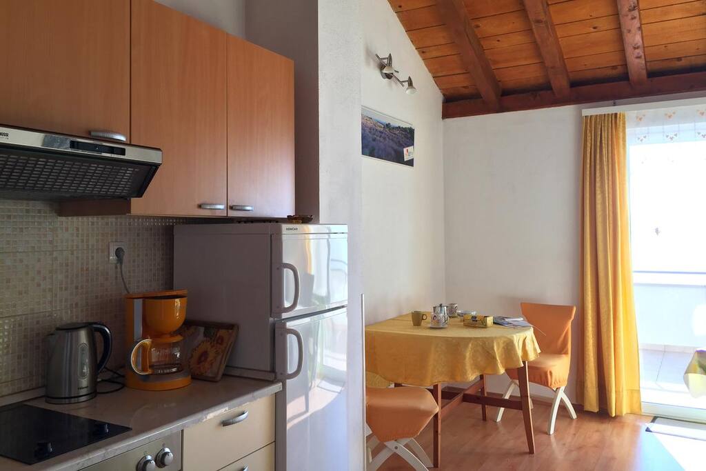 Dining room, Surface: 6 m²