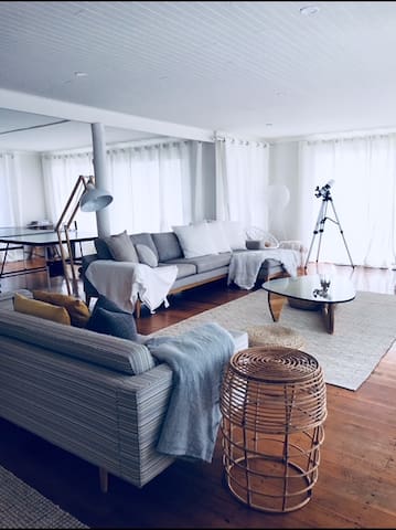 Oceanfront Coastal Retreat East Coast Tasmania gallery image 2