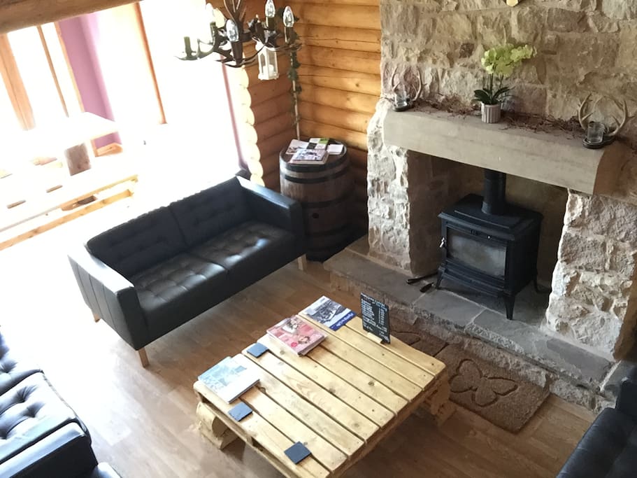 Lounge Area Ideal for chilling over Christmas