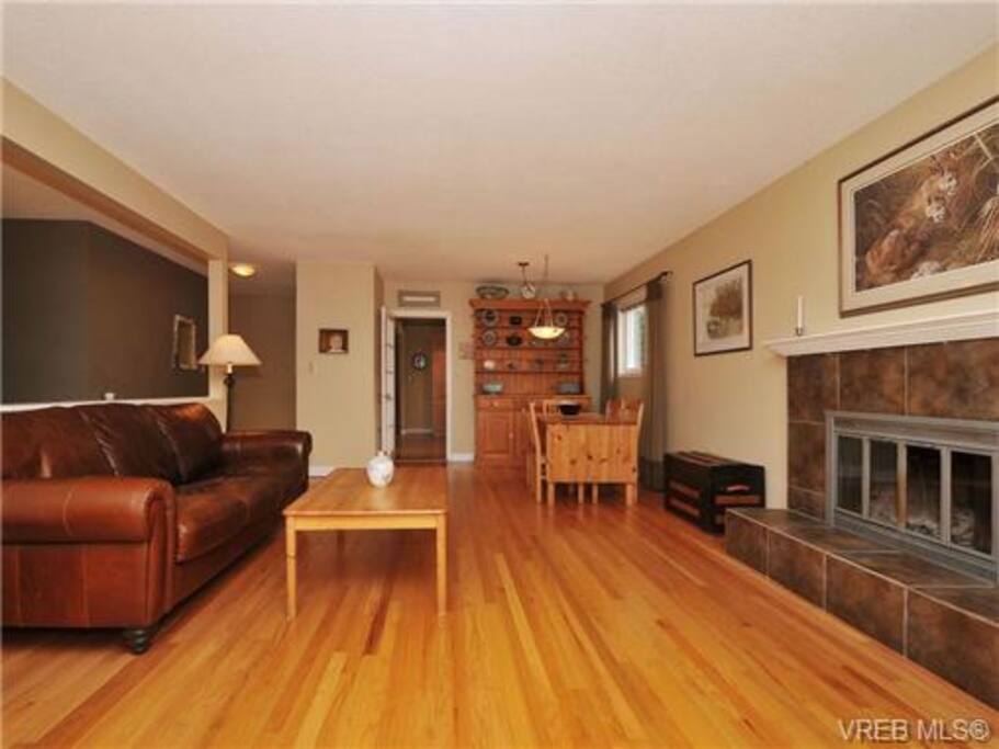 Suite A Living Room