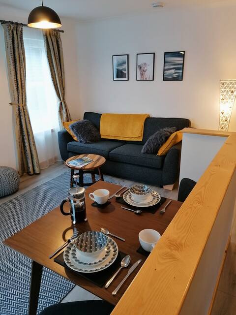 Modern Cottage Close to Town Centre