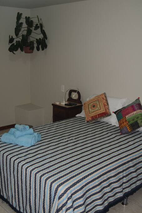 Queen size bed