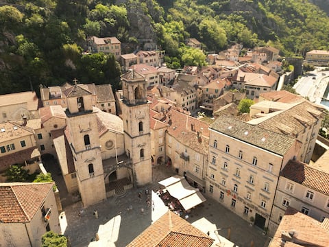 XV Century Heirloom Stone House & Seaview Terraces