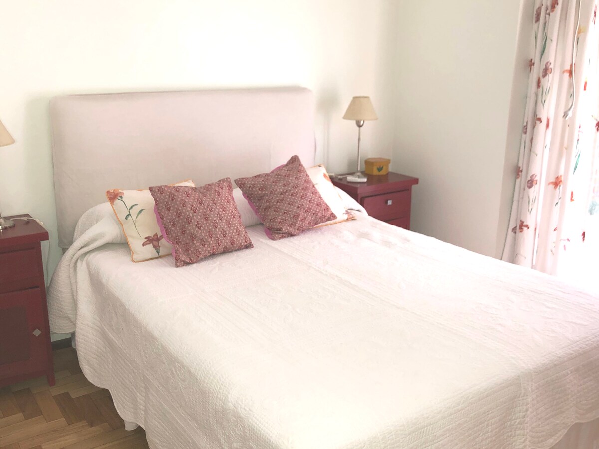 Departamento de 3 ambientes con terraza en Recoleta