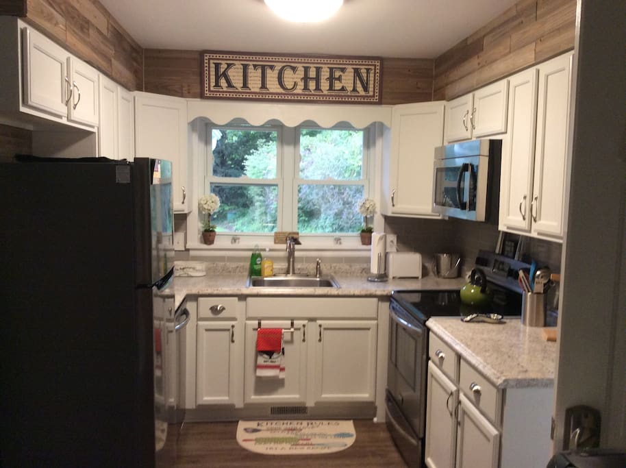 Kitchen has coffee maker,blender,convection oven many great features.