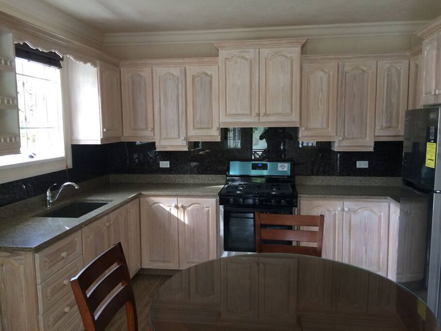 Kitchen/Dining