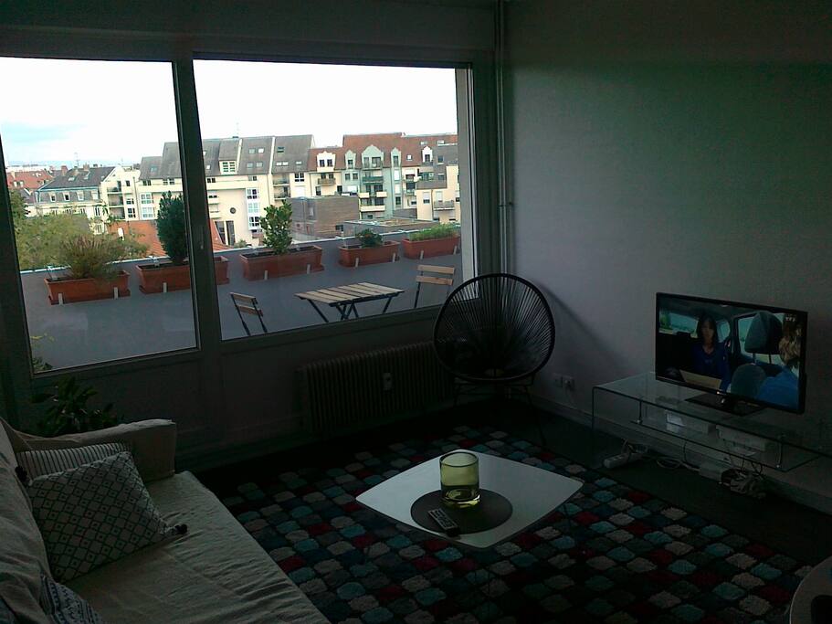 Salon coin TV