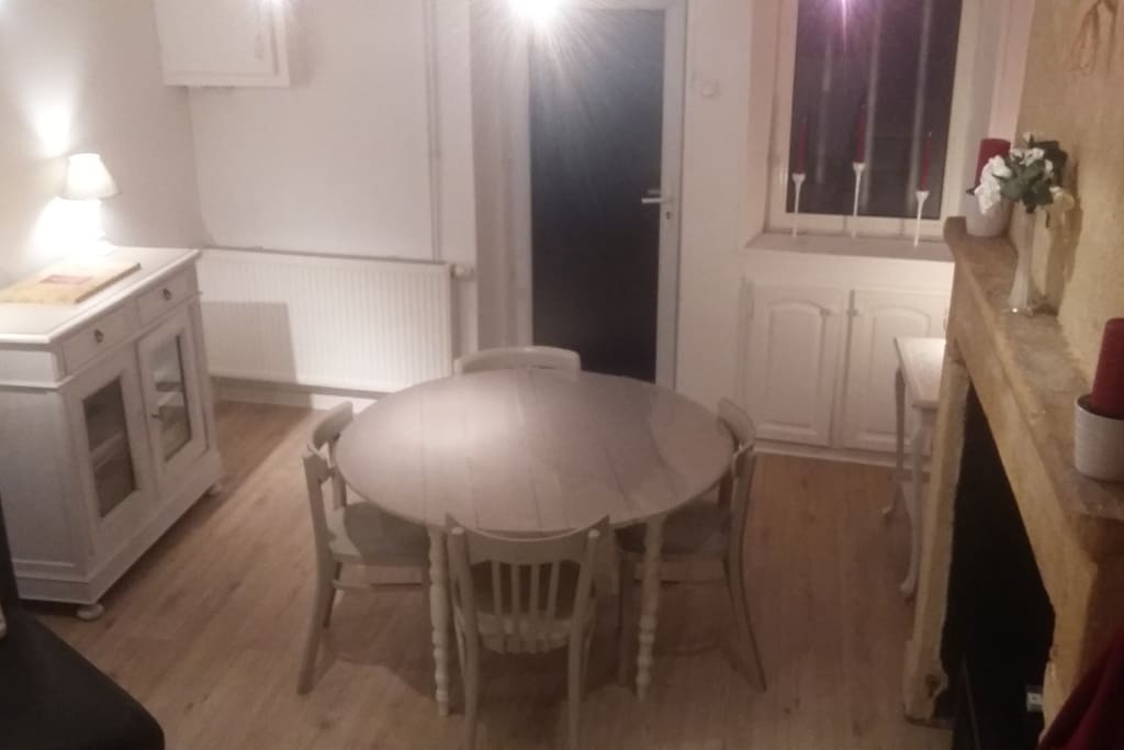 L'espace salle à manger.