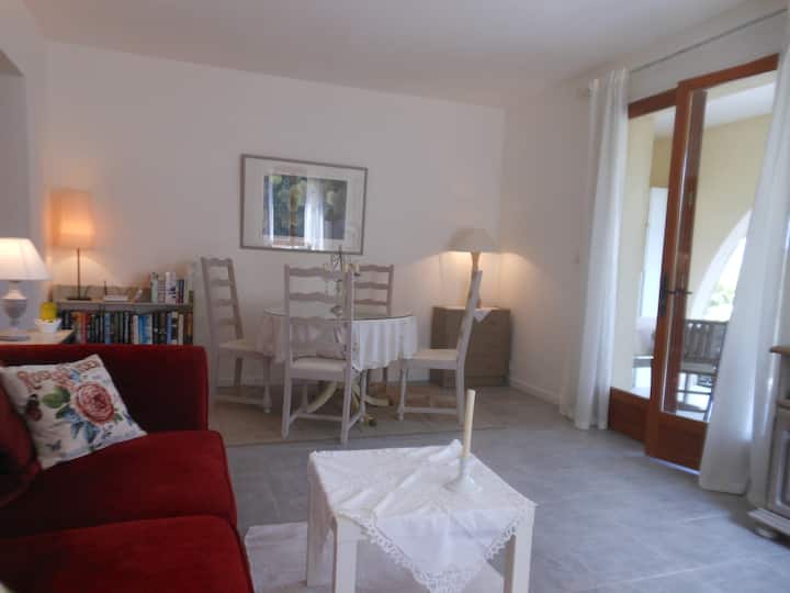 Logis Lavandes With Garden & Pool - Var