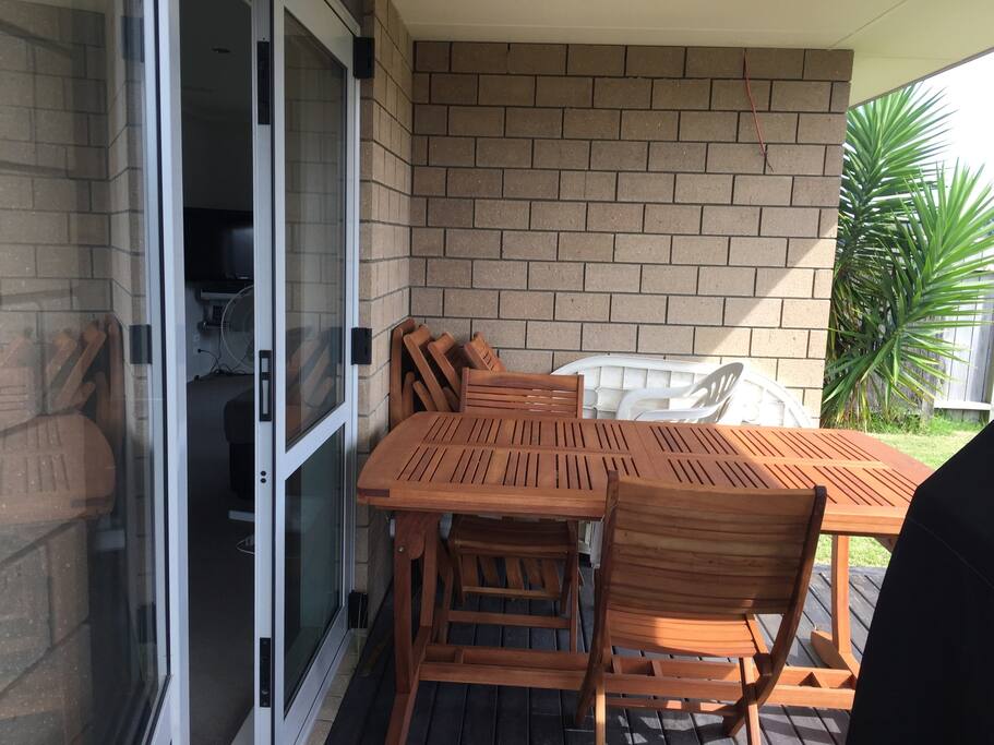 Outdoor dining