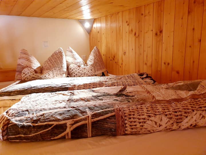 Cuddly sleeping area