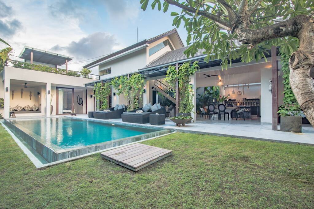 Pool and Villa Overview
