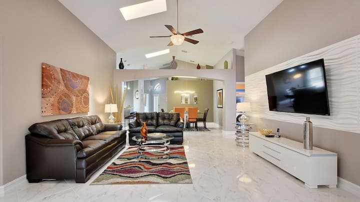 The Elegant Dream Villa , 5 Beds 4 Baths Pool - Celebration, FL