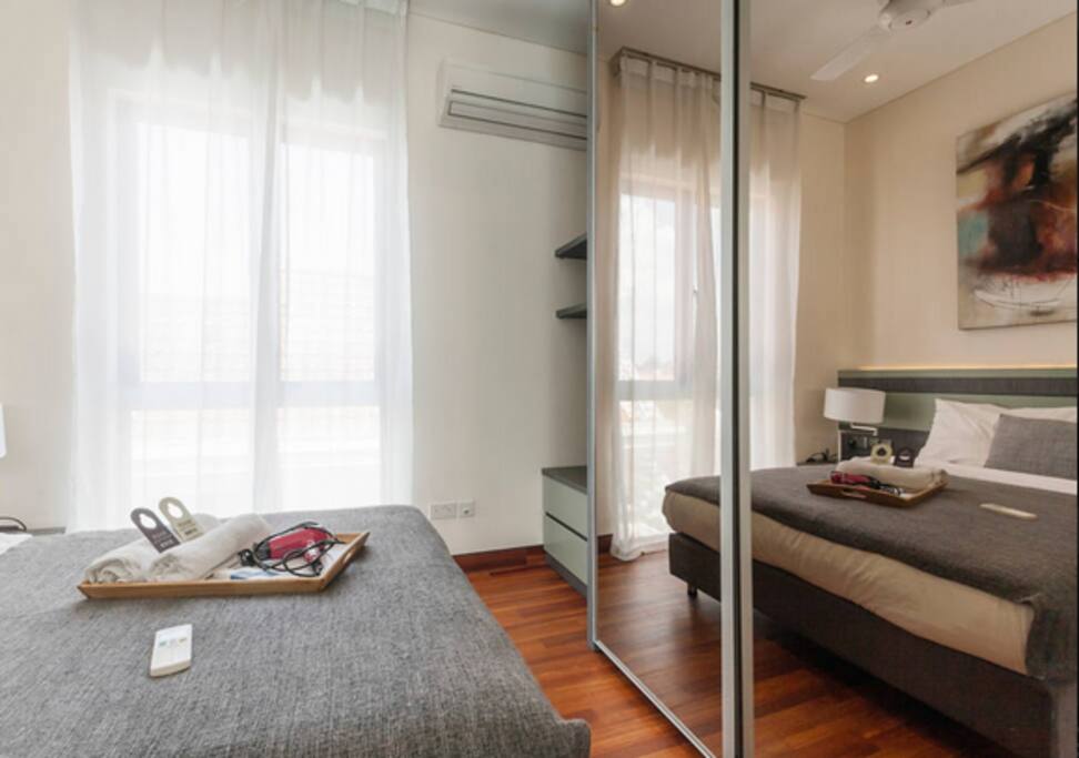 Queen size bed