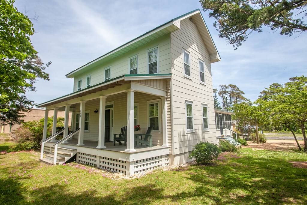 Roanoke Island Farmhouse built 1914