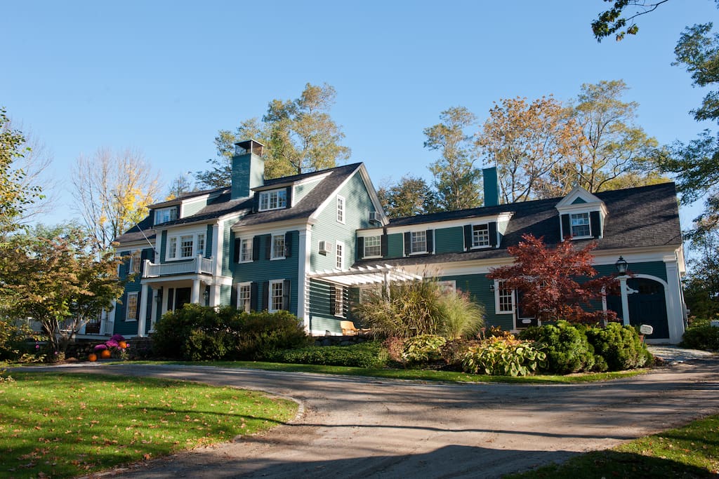 Harbor Crest Inn (Pet Friendly) Boutique hotels for Rent in York