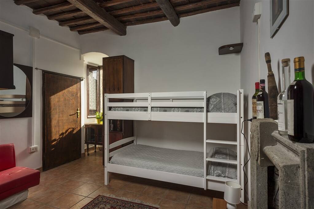 comodissimo letto a castello