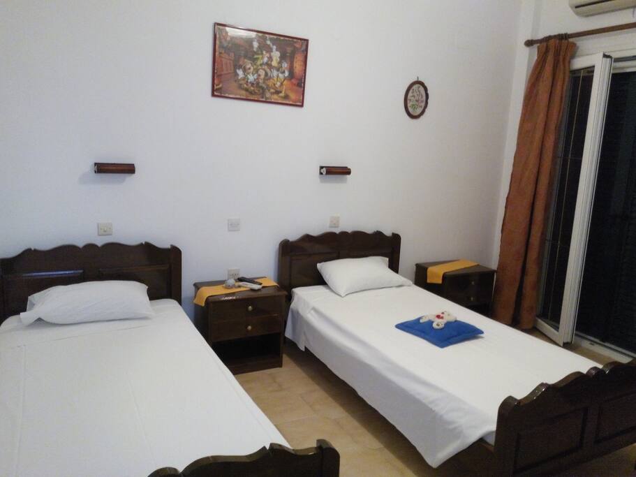 room1