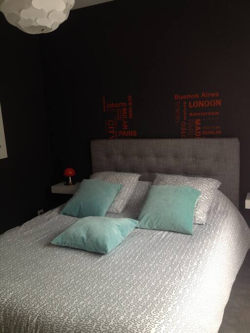 Grand lit de 160 cm