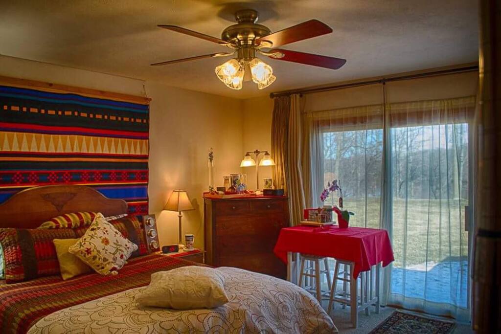 Nice weekend getaway — or spoil yourself a little while on a work assignment.
