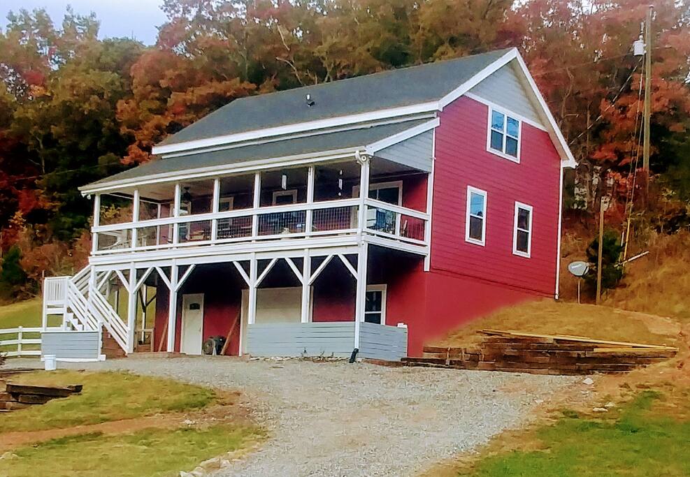 The Roost in Franny's Farm House