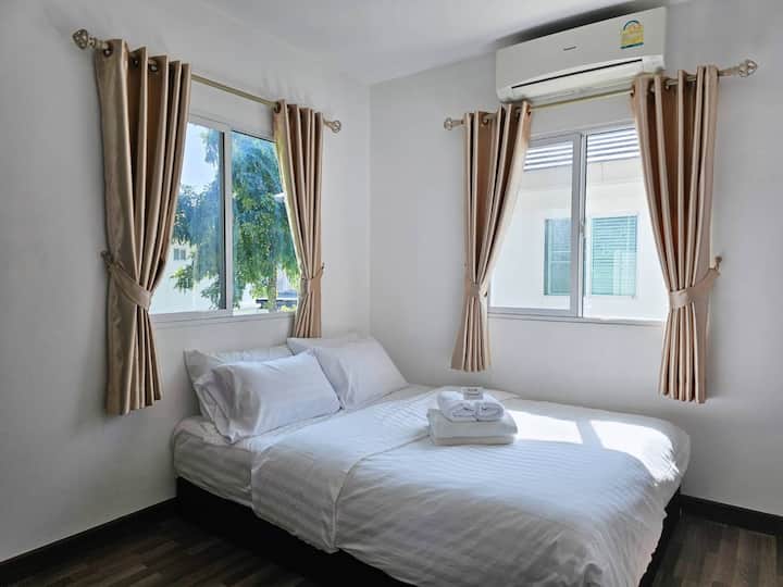 Segundo dormitorio,cama tamaño queen