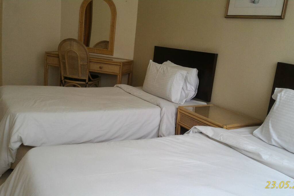 2nd room with 2 single bed