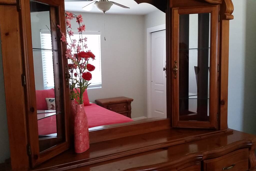 Second bedroom