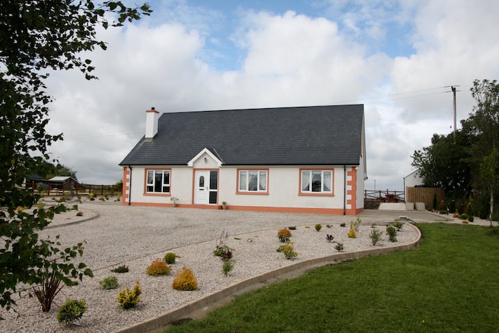 Sallywood House - a modern, rural getaway