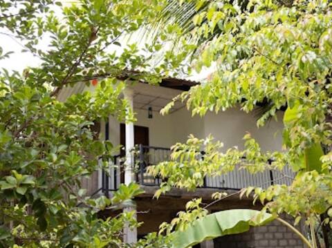 Peaceful Sigiriya Guesthouse(Deluxe Double Room)