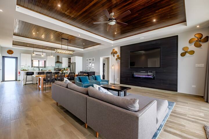 Casa Nex Ta Sea, All-Inclusive-Private Beach Home gallery image 4