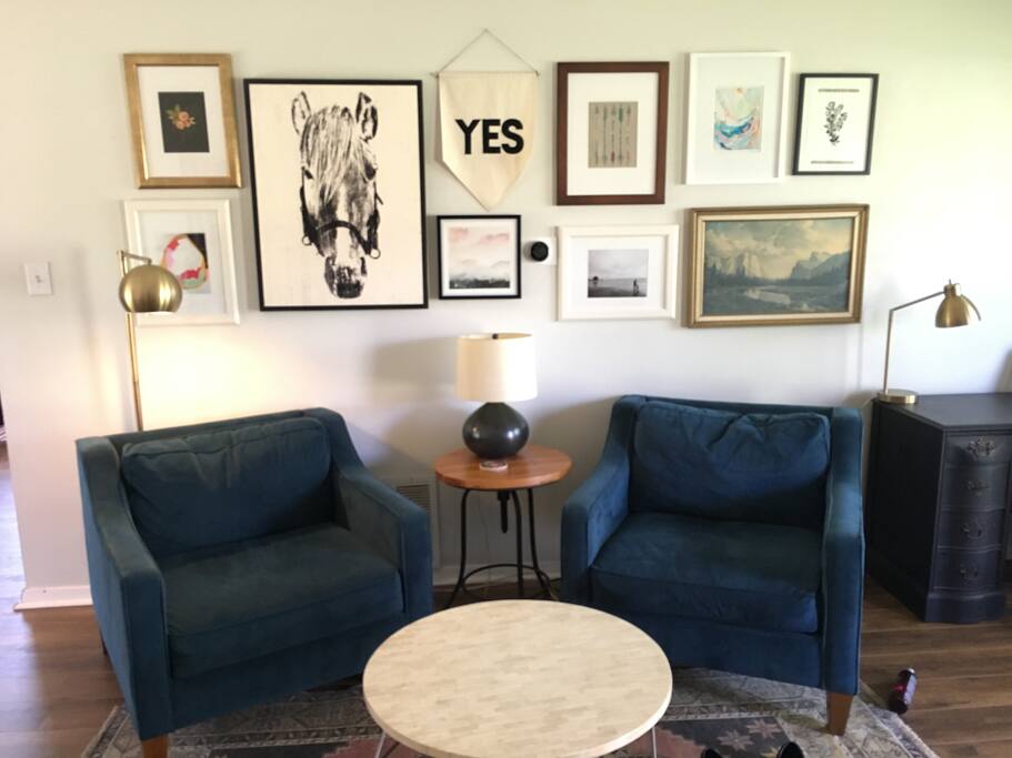 Lounge/reading area