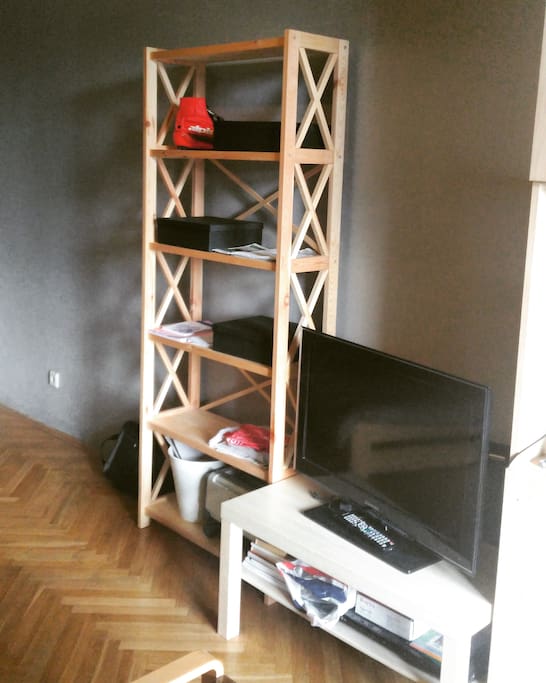 LCD TV with more than 30 tv programmes to entertain you.