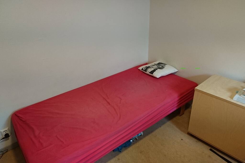 1st bed