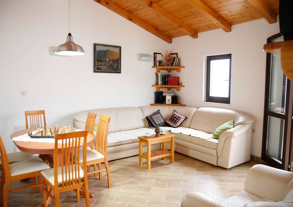 livingroom upstairs