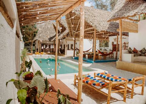 Two Villas - 2 Villas + outdoor kitchen & pool