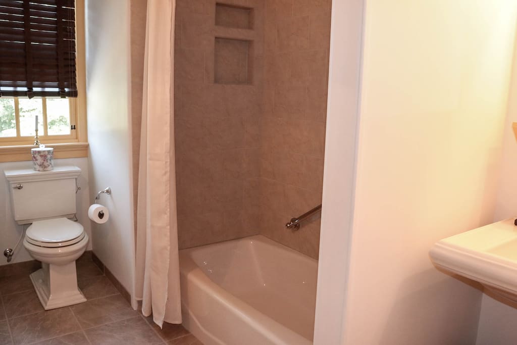 Full bathroom