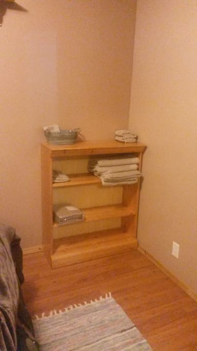 Towels, toiletries etc