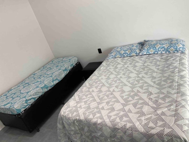 غرفة النوم 2