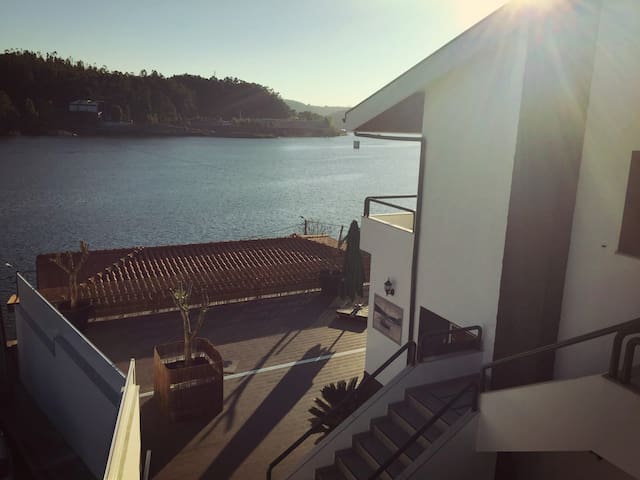 "River house" - By the beautiful Douro margin