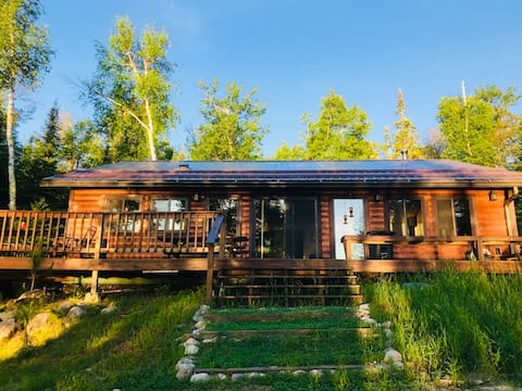 Waterfront Cabin with Amazing Sunrise View