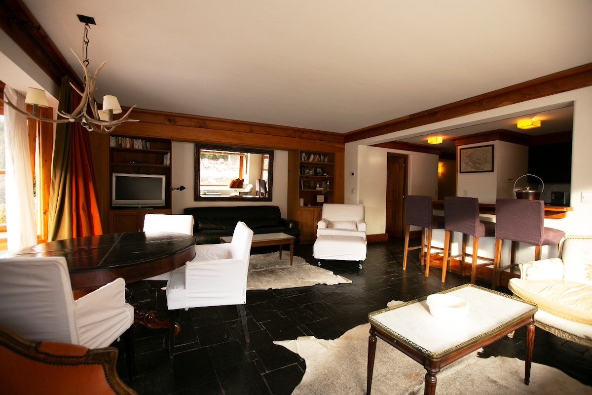 瀑布：客厅/餐厅