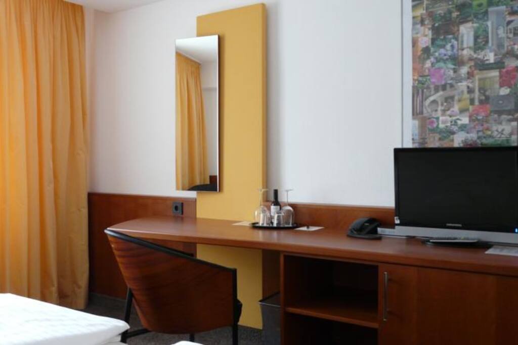 Zimmer/Room