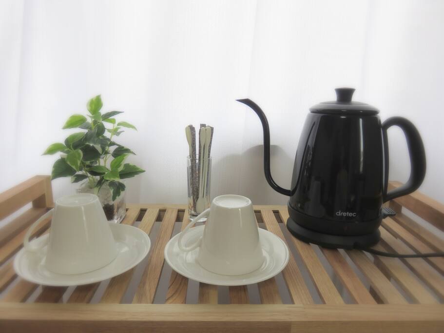 tea corner on 2nd floor.
You can make a cup of tea anytime you want! or coffee, or ramen...