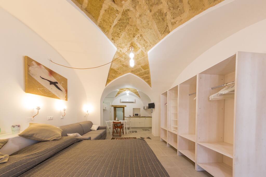 Suite DE COSTI