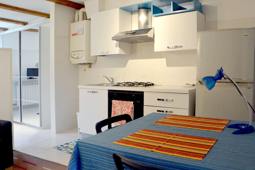 kitchen area
angolo cucina